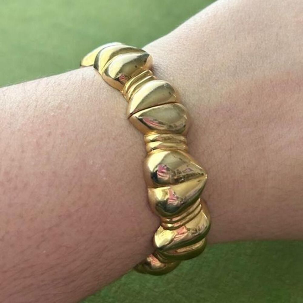 Vintage Gold Tone Heart Shaped Hinged Bangle Bracelet